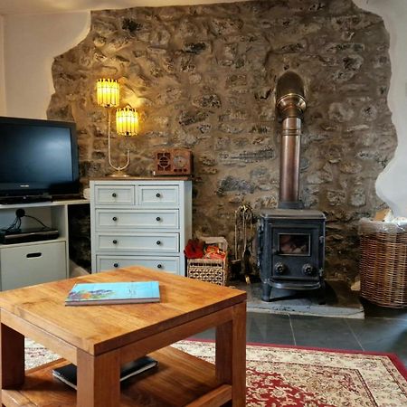 Lydonia Barn Villa Lydford Екстериор снимка