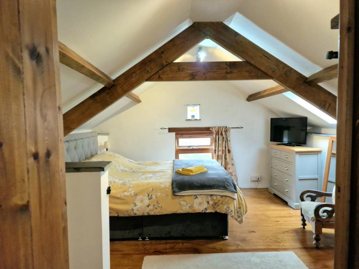 Lydonia Barn Villa Lydford Екстериор снимка